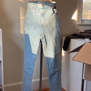 Abercrombie & Fitch Light Wash Denim